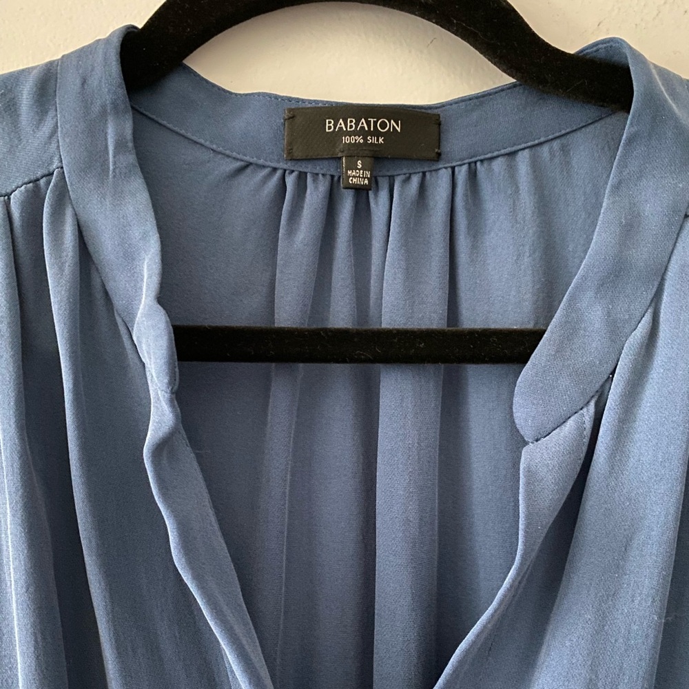 Aritzia Babaton- Benedict 100% Silk Sleeveless Dress
Navy Blue - Picture 4 of 8